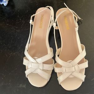 White sandals, size 39 / 8 vegan leather like new
